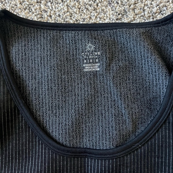 Aerie Offline Workout Top - Picture 3 of 3